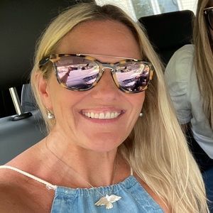 Meet your Posher, Jodi